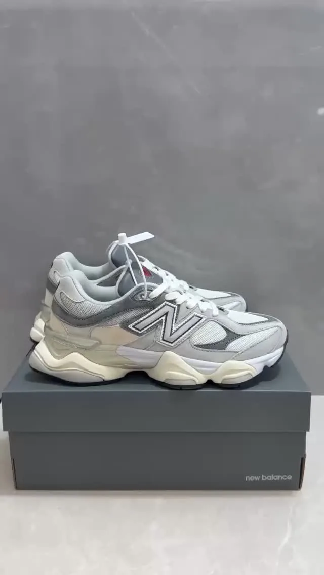 New Balance 9060 cinza e branco