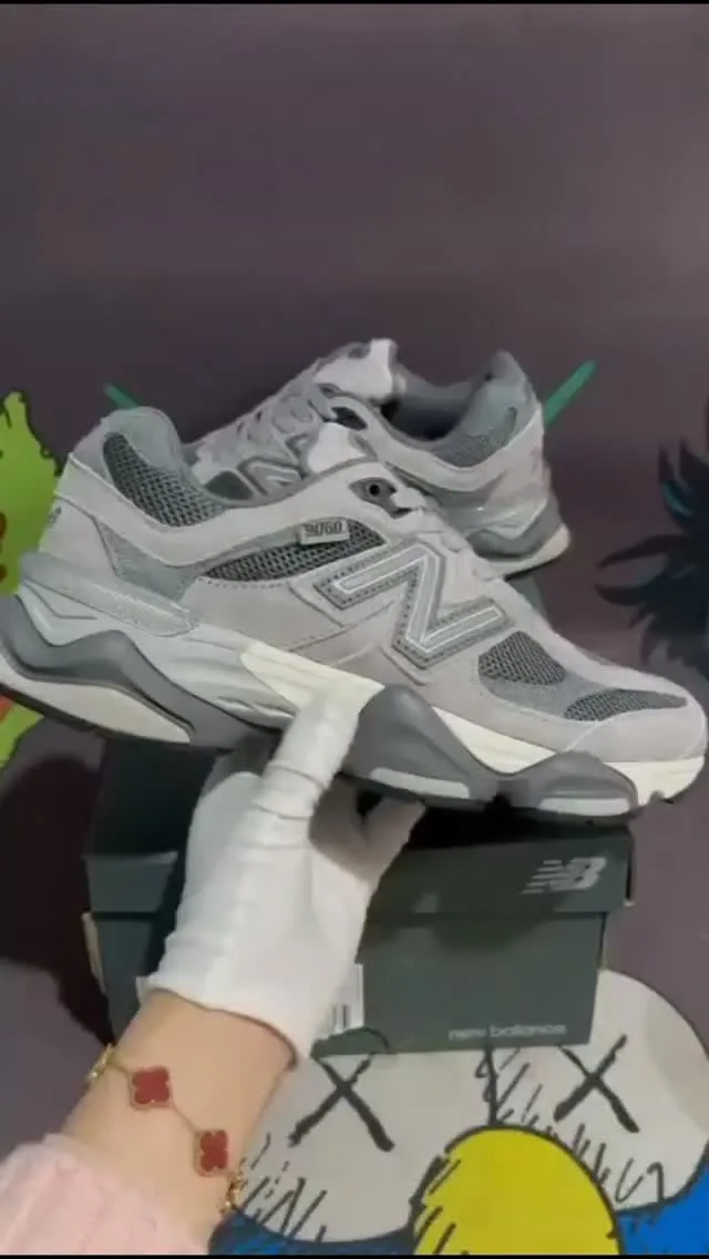 New Balance 9060 cinza